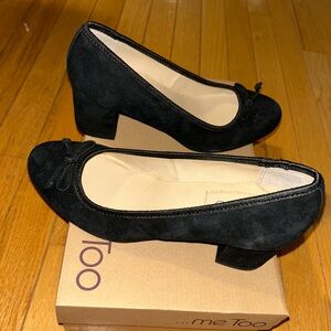 Me Too Logan pumps - new in box